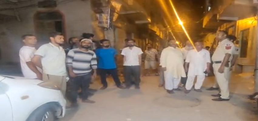 रोहिणी में दो जगह हुआ खूनी खेल, नाबालिक सहित कुल 6 लोगों को लगे चाकू, 2 की मौत