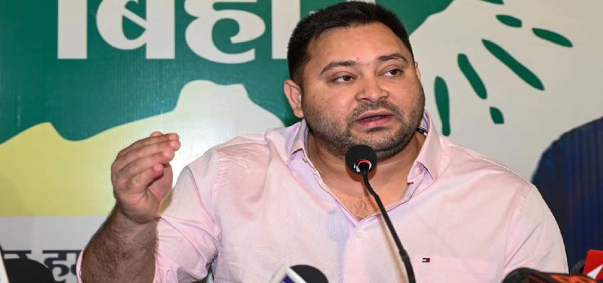 Bihar Elections 2025: चुनाव आयोग को तेजस्वी यादव ने कहा कठपुतली, बोले- ये लोग लोकतंत्र को खत्म करने पर तुले हुए हैं