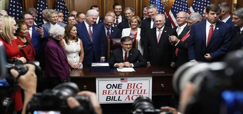 अमेरिकी संसद में ट्रंप को मिली बड़ी जीत, 'वन बिग ब्यूटीफुल बिल' से बदलेगा टैक्स का खेल
