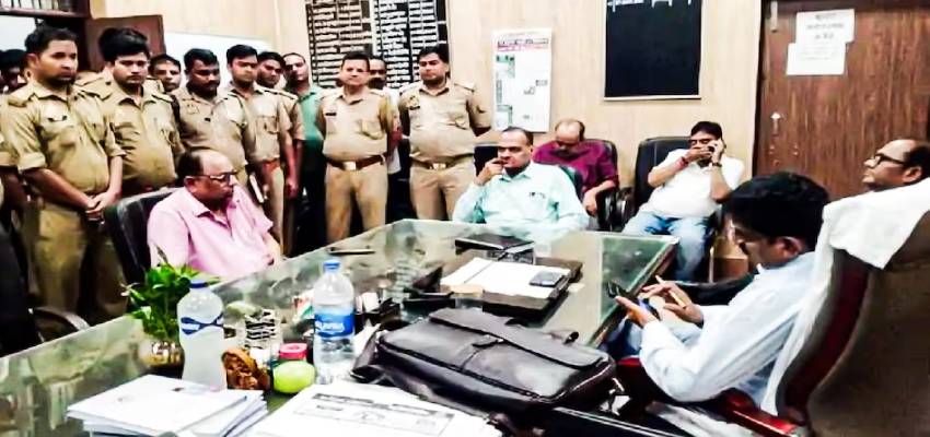 एक दफ्तर दो CMO... कानपुर में डॉ. हरिदत्त नेमी की वापसी, ऑफिस में हुआ हाई वोल्टेज ड्रामा