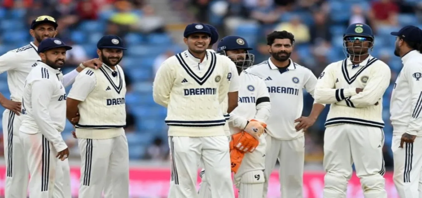 INDvsENGTest: गेंद की शेप को लेकर तीसरे टेस्ट में हुआ विवाद, कप्तान शुभमन अंपयार पर हुए आग-बबूला!