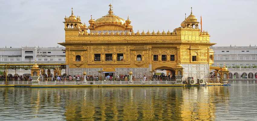 Punjab: 20 घंटे में दूसरी बार मिली 'Golden Temple' को बम से उड़ाने की धमकी, पुलिस ने कसी सुरक्षा