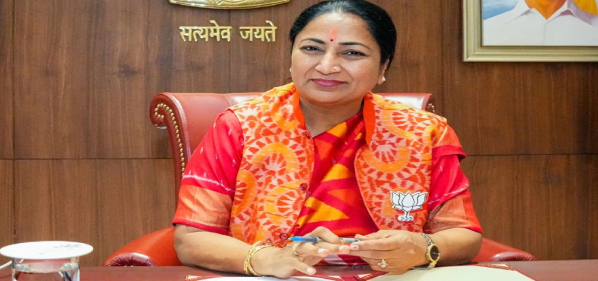 DTC बसों में महिलाओं के फ्री सफर पर रेखा गुप्ता का नया फरमान, अब सिर्फ इन्हें ही मिलेगा फायदा