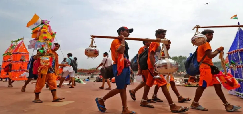 शिवभक्ति और मानवता का ऐसा संगम...डॉक्टर को भगवान मानकर पिता की अनोखी कांवड़ यात्रा, बोले - बेटी की सांसों का कर्ज...