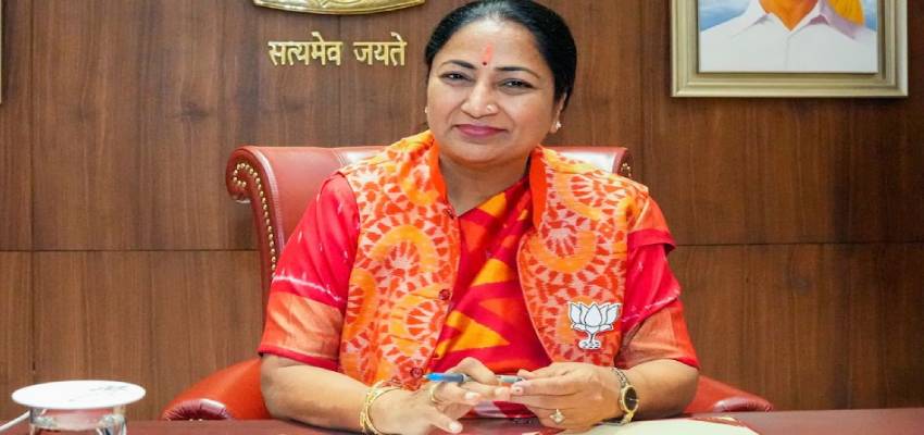 Delhi News: दिल्ली को नए स्वास्थ्य सुविधाओं की सौगात, 34 आयुष्मान आरोग्य मंदिरों, 8 जन औषधि केंद्रों का भी होगा उद्घाटन