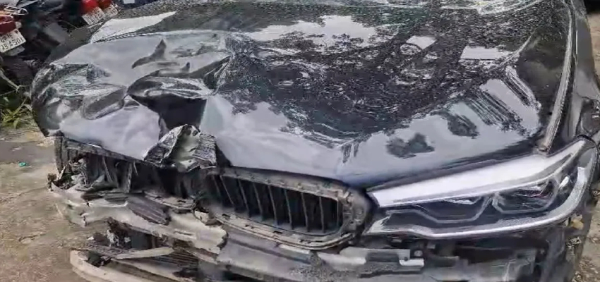 स्कूटी सवार पिता-बेटी को BMW ने मारी टक्कर, दर्दनाक हादसे में चली गई मासूम की जान