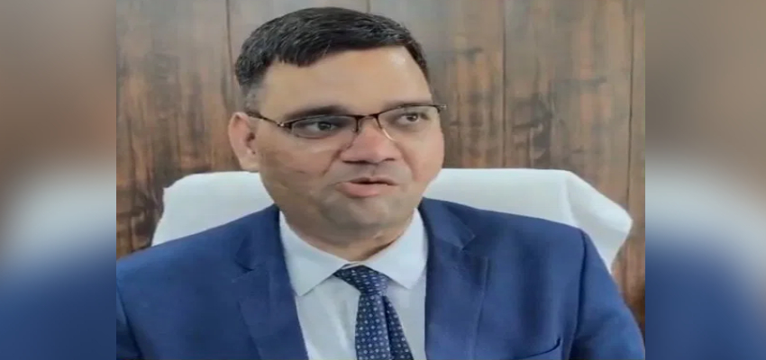 इस IAS अधिकारी ने वकीलों के सामने लगाई थी उठक-बैठक, जानिए उनकी प्रेरक कहानी