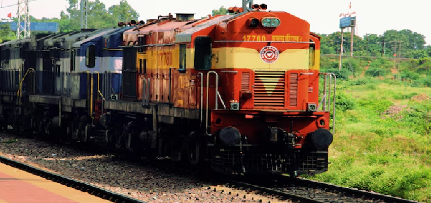 रेलवे में निकली बंपर भर्ती... RRB पैरामेडिकल स्टाफ में मिल रहा नौकरी का सुनहरा मौका, जानें कैसे करें अप्लाई