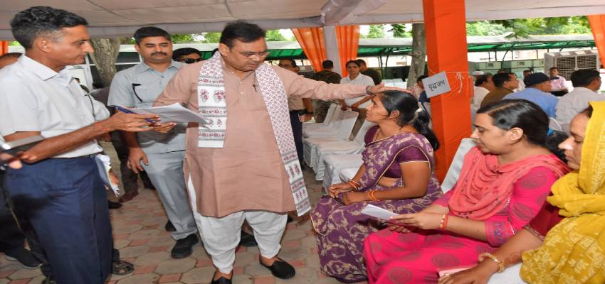 मुख्यमंत्री भजनलाल शर्मा ने की जनसुनवाई, कहा- परिवेदनाओं के निस्तारण में कोताही नहीं होगी बर्दाश्त