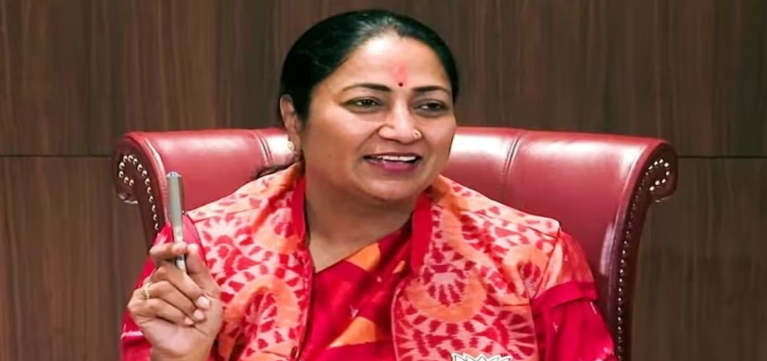 'जर्जर पेड़ों को हटाया जाए या उन्हें कहीं और लगाएं', CM रेखा गुप्ता के सख्त निर्देश