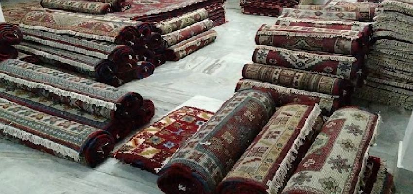 टैरिफ की मार झेल रहा भारत का कालीन सिटी, खतरे में लाखों लोगों की नौकरी