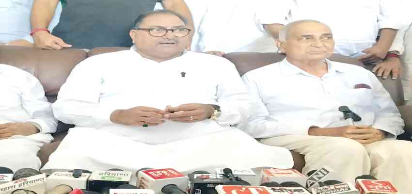 HARYANA NEWS: रोहतक हुड्डा का गढ़ होने पर अभय चौटाला ने कसा तंज, कहा- किसी के बाप की थोड़ी है
