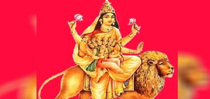 Shardiya Navratri 2025: नवरात्रि का पांचवां दिन आज, इस मंत्र का जाप कर स्कंदमाता की करें पूजा-अर्चना, बरसेगी कृपा