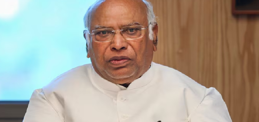 मल्लिकार्जुन खड़गे की पेसमेकर सर्जरी हुई सफल, पीएम मोदी ने लिया हाल
