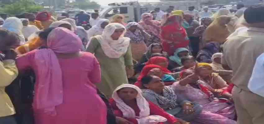 पिहोवा में एक व्यक्ति की चाकू मारकर हत्या, परिजनों ने लगाया जाम; आज कृष्ण बेदी करेंगे मृतक के घर वालों से मुलाकात
