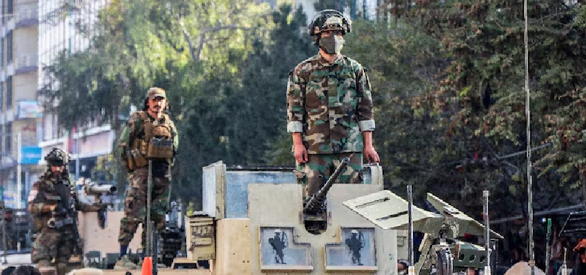 Afghanistan-Pak War के बीच चीन का आया बयान, कहा- पड़ोसी नहीं बदल सकते