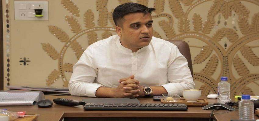 25 नए चेहरों के साथ हुआ गुजरात सरकार में मंत्रिमंडल का विस्तार, हर्ष संघवी ने ली डिप्टी CM पद की शपथ