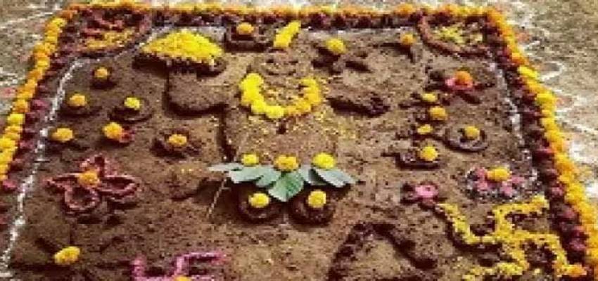Govardhan Puja 2025: गाय के गोबर से लेकर अन्नकूट तक, इन चीजों के बिना अधूरी रह जाती है गोवर्धन पूजा; देखें पूरी लिस्ट