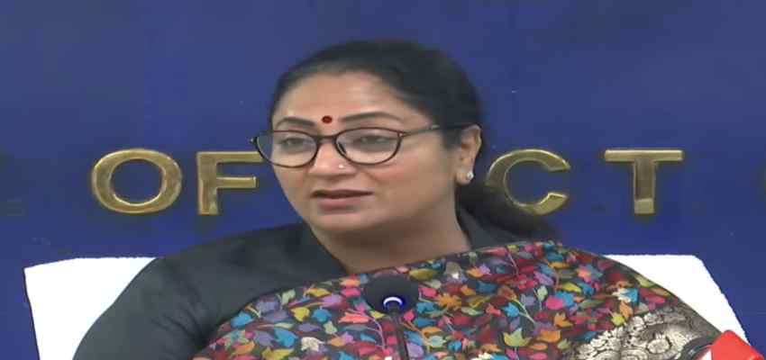 DELHI NEWS: ‘यमुना नदी के किनारे 17 स्थानों पर आदर्श छठ घाटों का निर्माण’ छठ पूजा की तैयारियों पर रेखा गुप्ता का बड़ा बयान
