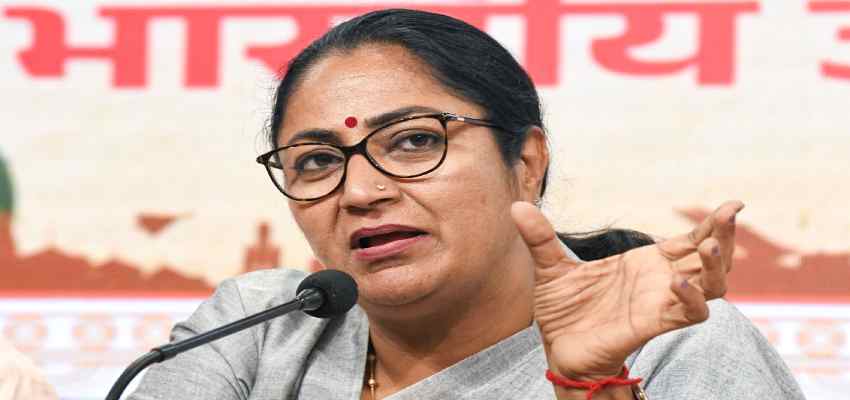 छठ पर्व को लेकर दिल्ली सरकार उत्साहित, CM रेखा गुप्ता ने सूर घाट और मुनक नहर पर तैयारियों का निरीक्षण किया