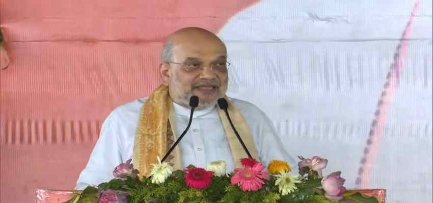 
							Bihar Assembly Elections 2025: ‘महागठबंधन की दो पहचान है- भ्रष्टाचार और परिवारवाद’ खगड़िया में RJD और कांग्रेस पर जमकर बरसे अमित शाह
