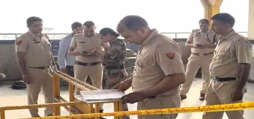 Haryana News: बहादुरगढ़ में एक युवक ने मेट्रो ट्रेन के आगे कूद कर दी जान,  नहीं हुई मृतक की पहचान