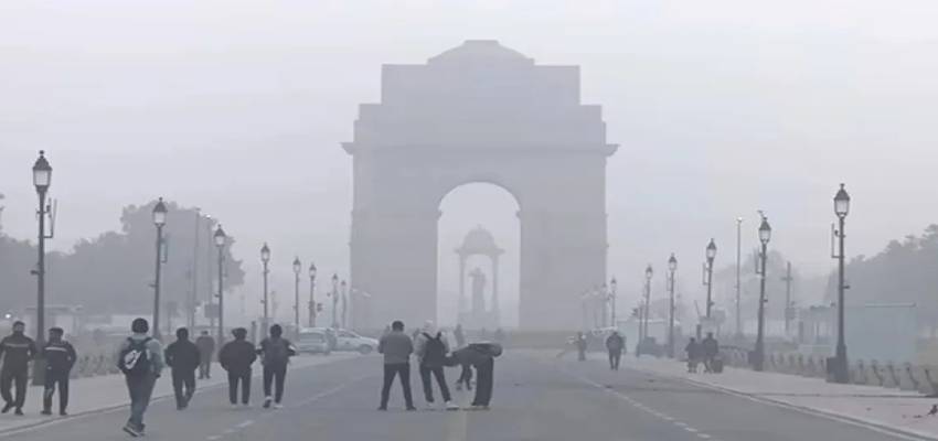 Weather Update: दिल्ली-NCR में ठंड और धुंध की दस्तक, UP- बिहार में बारिश थमी; जानें आज कैसा रहेगा मौसम?