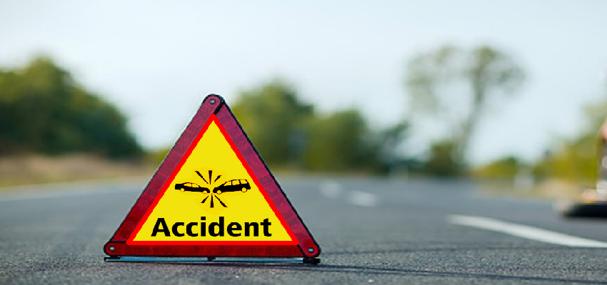 पुणे में दर्दनाक सड़क हादसा... मेट्रो पिलर से टकराई कार, 2 लोगों की मौके पर मौत