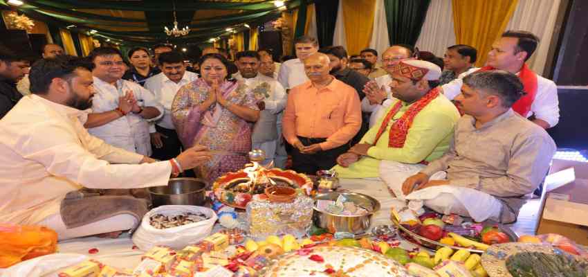 धार्मिक आयोजन जीवन में धर्म, भक्ति और ज्ञान का प्रकाश फैलाते हैं: मुख्यमंत्री रेखा गुप्ता
