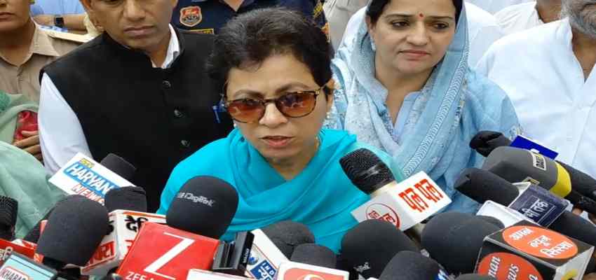 
							Haryana News: बिहार चुनाव पर शैलजा का बड़ा बयान, कहा- भाजपा हो चुकी है मानसिक परेशान