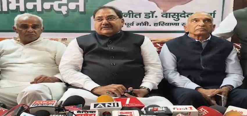 बिहार में  कांग्रेस को मिली हार पर अभय चौटाला ने ली चुटकी, कहा- आने वाले समय में कांग्रेस राष्ट्रीय पार्टी तो क्या क्षेत्रीय पार्टी का असतित्व भी नहीं रखेगी