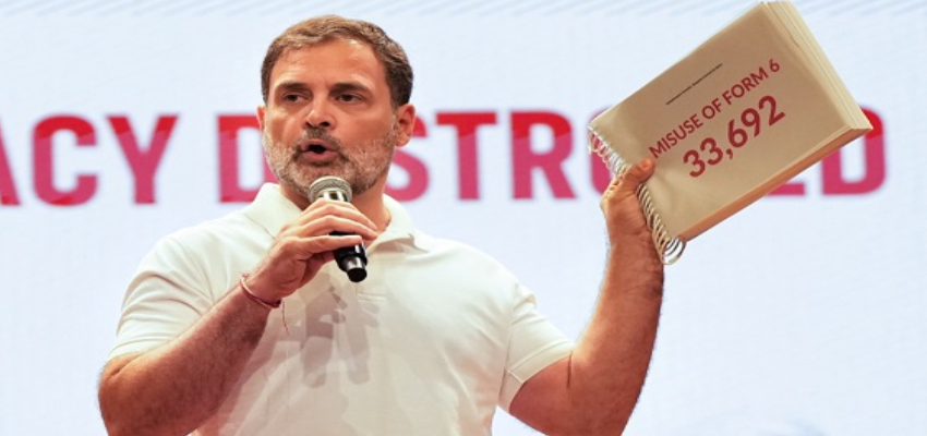 ‘जहरीली राजनीति’ से घिरा लोकतंत्र! विपक्ष के  खिलाफ 272 दिग्गजों का खुला खत, EC को बदनाम करने के आरोप