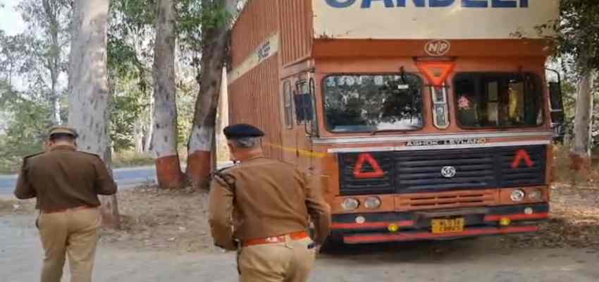 
												Haryana News: यमुनानगर में लालच ने ली एक युवक की जान, ट्रांसफार्मर से तेल निकालते वक्त हुआ हादसा