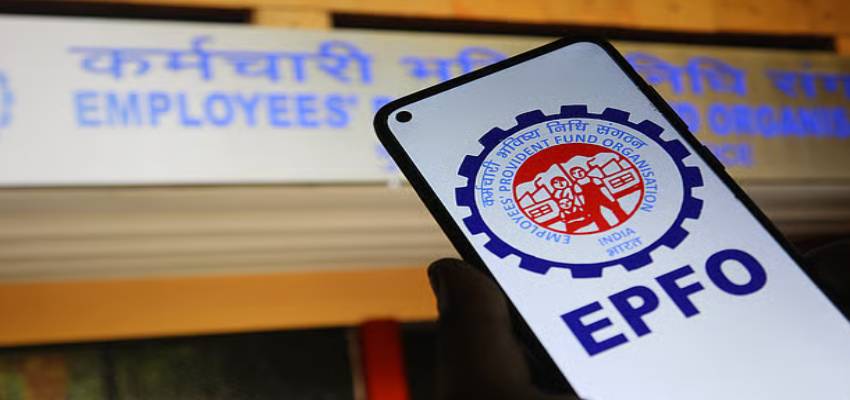 
								सैलरी लिमिट बढ़ाने की तैयारी में EPFO, करोड़ों कर्मचारियों को मिलेगा बड़ा लाभ