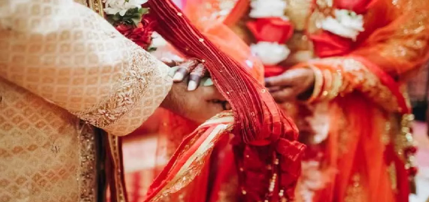 
							शादी में क्यों किया जाता है गठबंधन, जानें है इस पवित्र रस्म का महत्व?