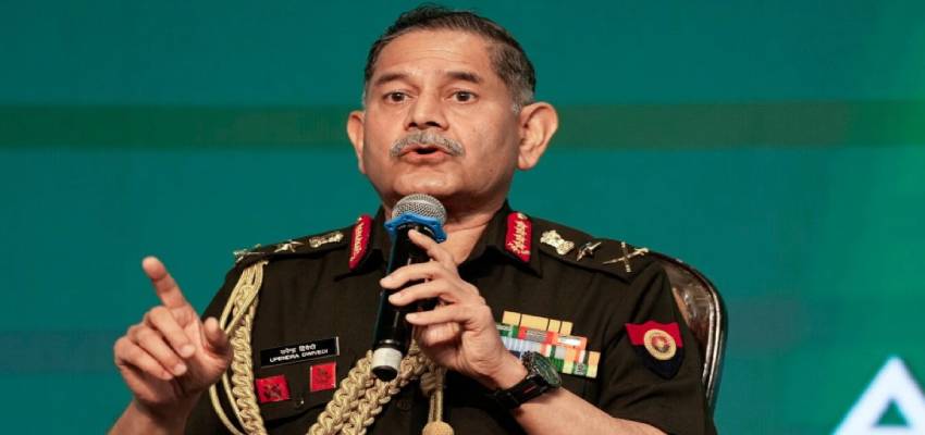 'लड़ने की ताकत नहीं है तो पीछे हटो...', दिल्ली ब्लास्ट पर जनरल उपेंद्र द्विवेदी ने पाकिस्तान को दी चेतावनी