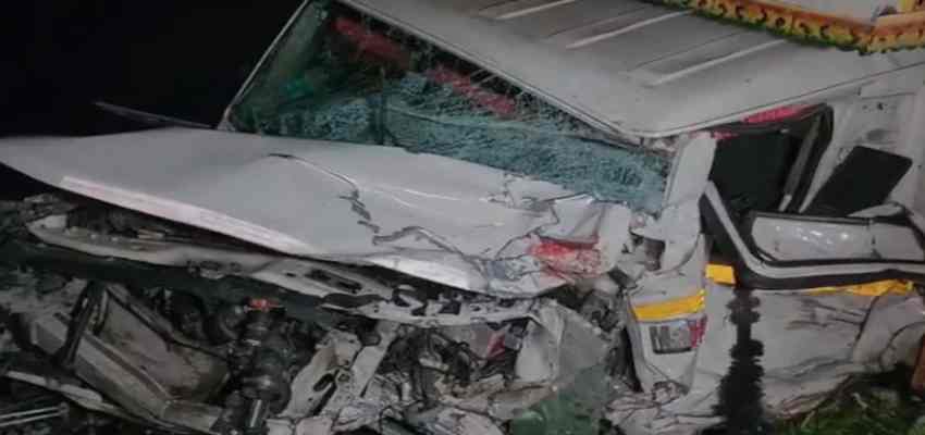 Sambhal Road Accident: संभल में भीषण सड़क हादसा, 6 लोगों की दर्दनाक मौत, कई घायल