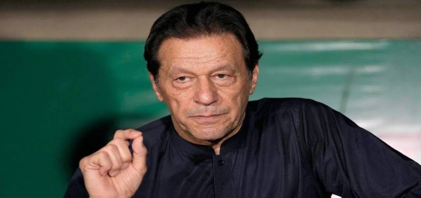 
							'अगर उन्हें कुछ हुआ…'इमरान खान के बेटे की चेतावनी ने बढ़ाया Pak में तनाव, PTI ने भी दी धमकी