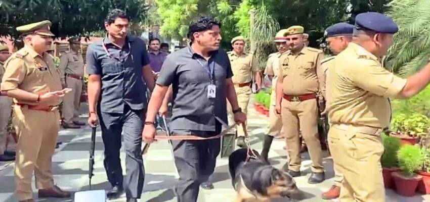 Bomb Blast Threat: दिल्ली यूनिवर्सिटी में खौफ का माहौल...दो कैंपस को मिली बम धमाके की धमकी, अलर्ट मोड पर पुलिस