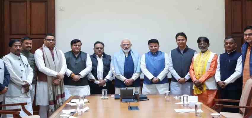 ‘हमें कड़ी मेहनत करनी होगी’  पश्चिम बंगाल के बीजेपी सांसदों को पीएम मोदी ने दिया जीत का मंत्र