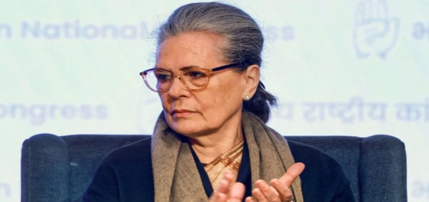भारतीय नागरिक बनने से पहले वोटर कैसे बन गईं सोनिया गांधी? अदालत ने थमाया नोटिस
