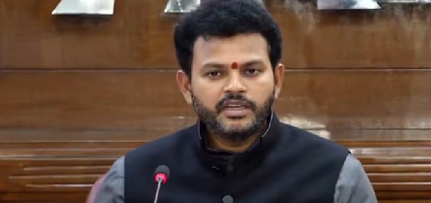 'हवाई किराये को कंट्रोल करने का सरकार के पास है अधिकार', संसद में बोले उड्डयन मंत्री