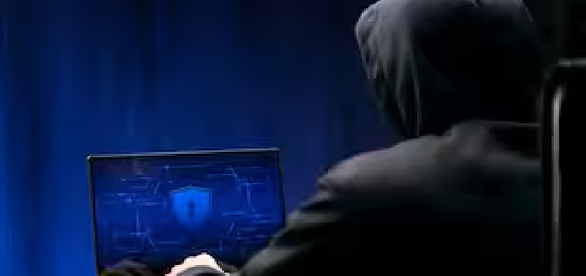 साइबर सिंडिकेट के 3 आरोपी हुए गिरफ्तार, बुजुर्ग को डिजिटल अरेस्ट कर लूटे करोड़ों रुपये