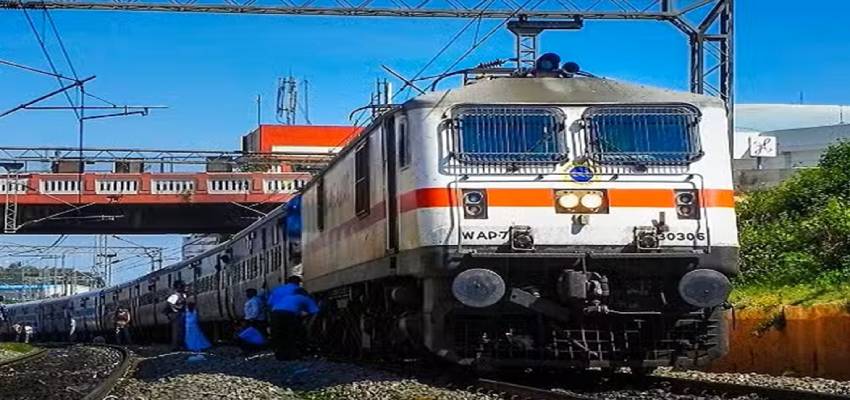 अब आखिरी वक्त के इंतजार से मिली छुट्टी! वेटिंग-RAC टिकट पर रेलवे का नया नियम, ऐसे चेक करें स्टेटस