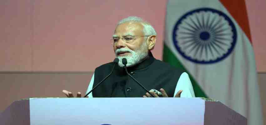 ‘हम भारतीय कहीं भी जाएं, कहीं भी रहें, हम विविधता का सम्मान करते हैं’ ओमान में भारतीय समुदाय को पीएम मोदी ने किया संबोधित