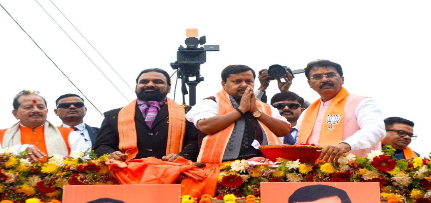 
							भाजपा के कार्यकारी अध्यक्ष नितिन नबीन का राहुल गांधी पर निशाना बोले- विदेश जाते ही देश की...