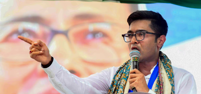 
												मुख्य चुनाव आयुक्त से बोले अभिषेक बनर्जी , उंगली नीचे करके बात करो