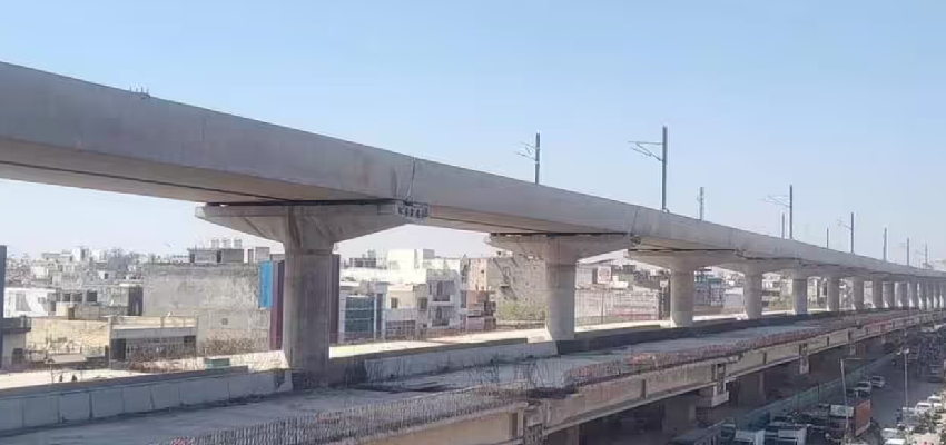 दिल्ली में ट्रैफिक से मिलेगी बड़ी राहत...3 डबल डेकर कॉरिडोर की तैयारी, सफर होगा आसान
