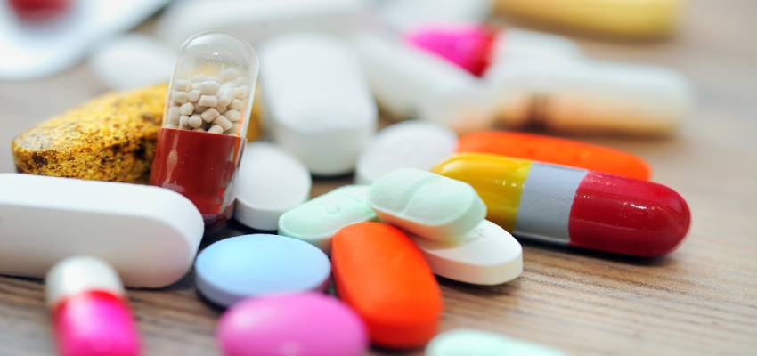 Haryana News: हरियाणा में सर्दी की दवाइयों को लेकर एडवाइजरी जारी, इन दवाइयों के सेवन से पहले कर ले चेक