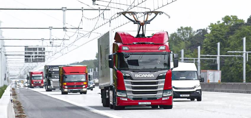 दिल्ली-UP में नहीं...इस राज्य में तैयार हो रहा देश का पहला Electric Highway, जानें इसके फायदे और फीचर्स